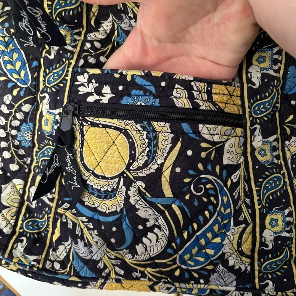 Vera Bradley Ellie Blue Hipster Quilted Crossbody Bag - Picture 6 of 8